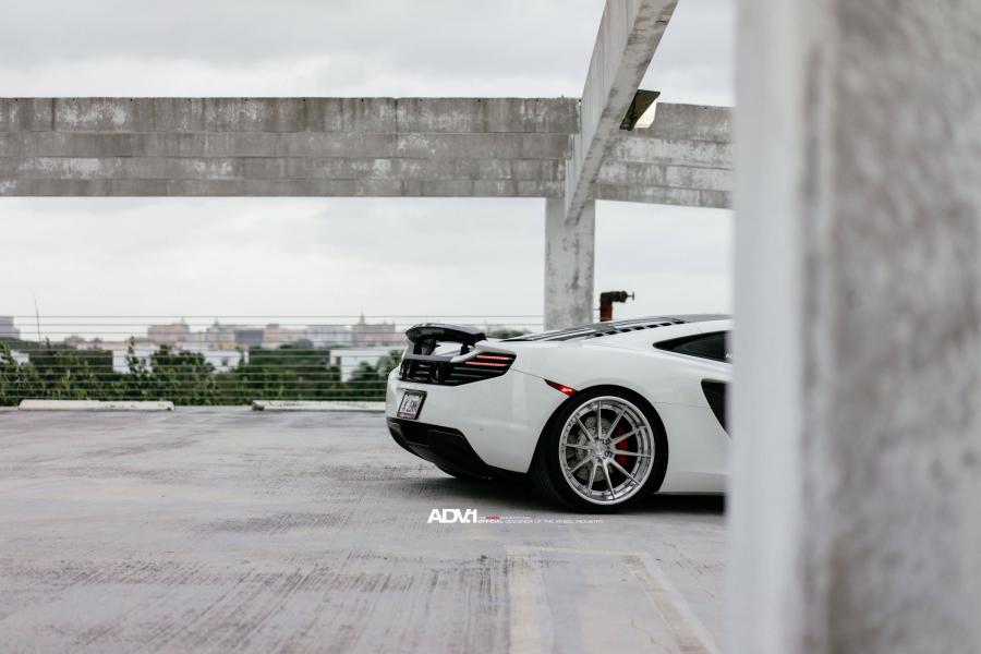  McLaren MP4-12C on ADV.1 Wheels (ADV10TSCS) 2015 года  (фото 7 из 25)